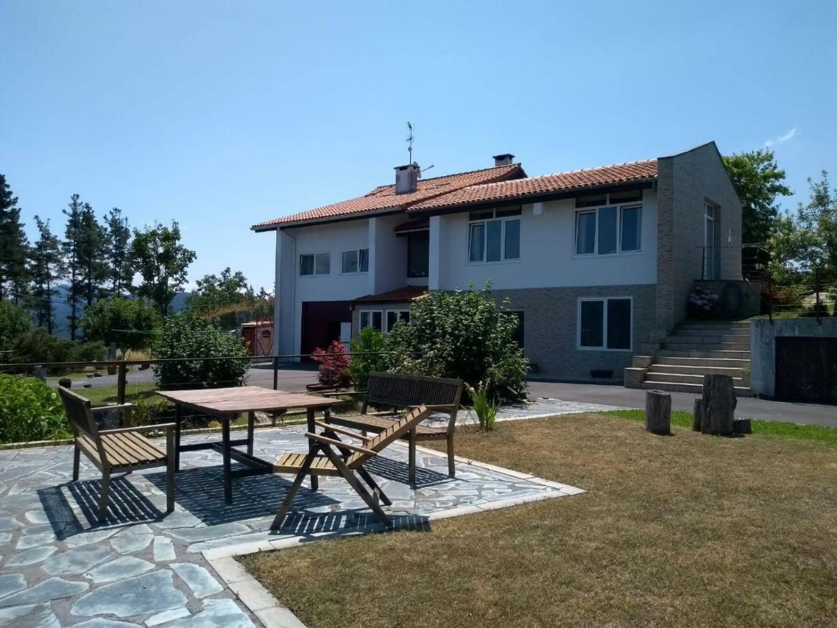 Apartamento En La Colina 1 Montanealde Fica